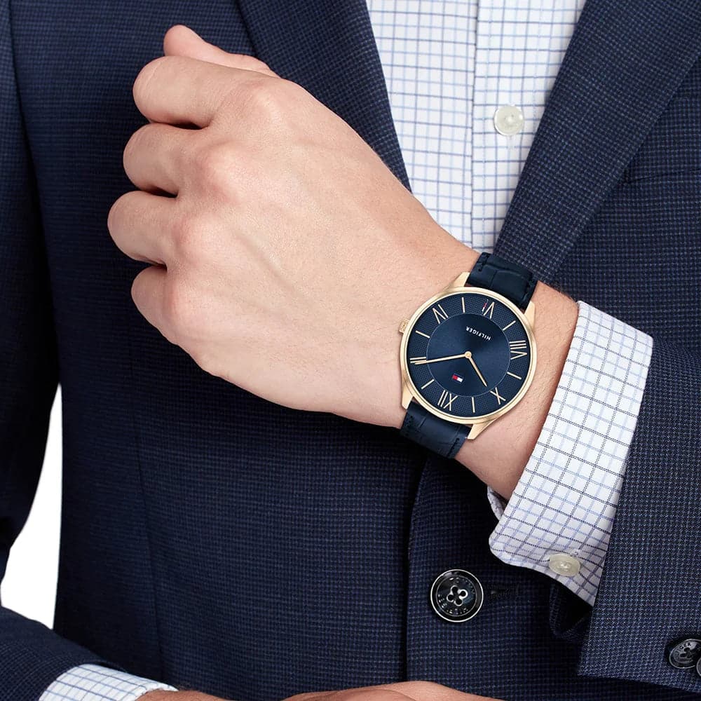 Tommy Hilfiger Blue Dial Leather Strap Men Watch 1710517