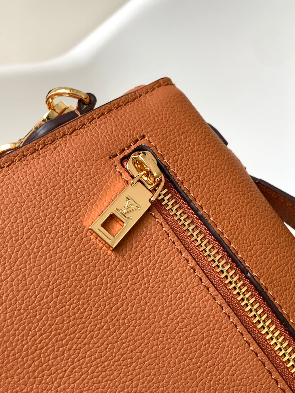 LV Oxford Bag 22cm Brown Gold Cowhide 252067