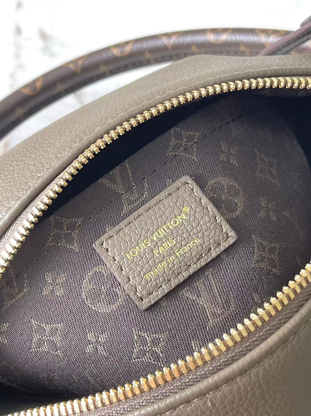 LV Express Bag 26cm Soft Gray Mix Brown Calfskin