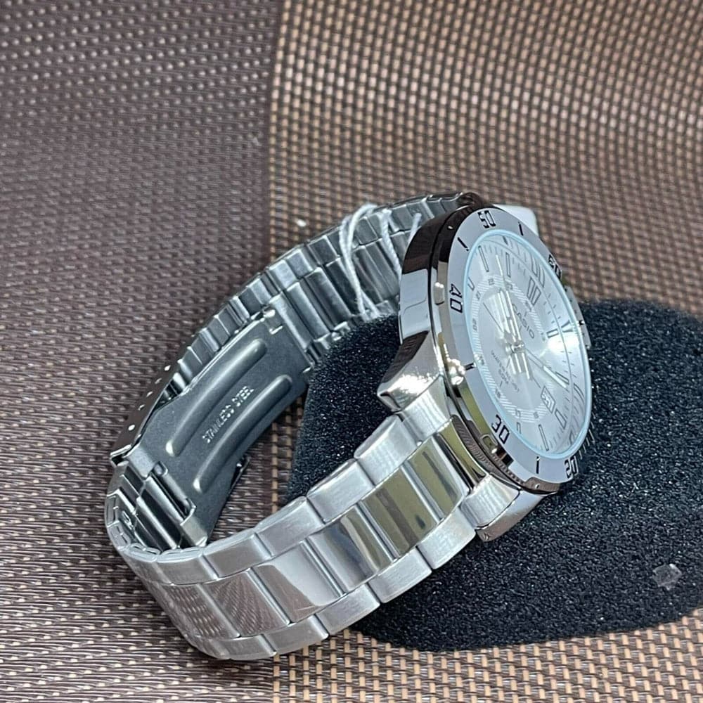 Casio General Silver Dial & Stainless Steel Strap Unisex Watch MTP-VD01D-7CVUDF-P