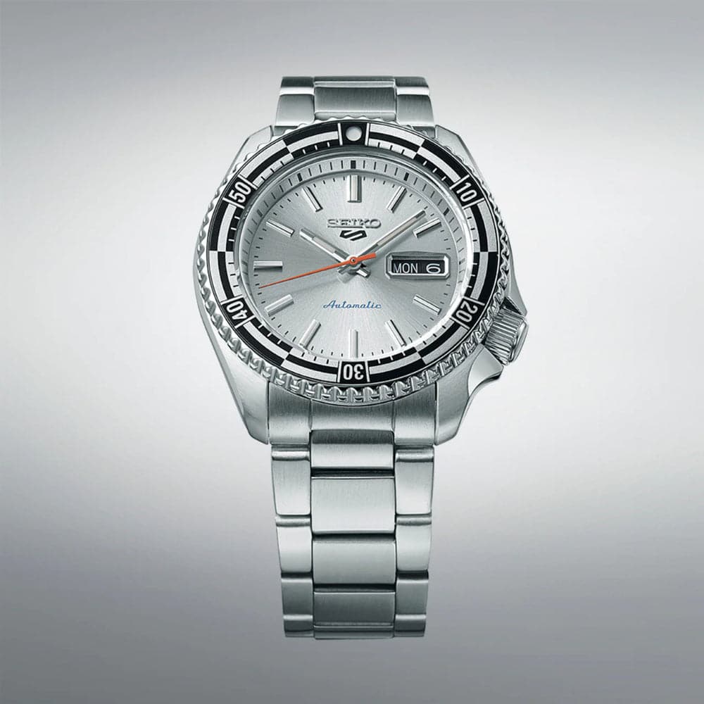 Seiko 5 Silver Dial Stainless Steel Strap Men Watch SRPK09K1P