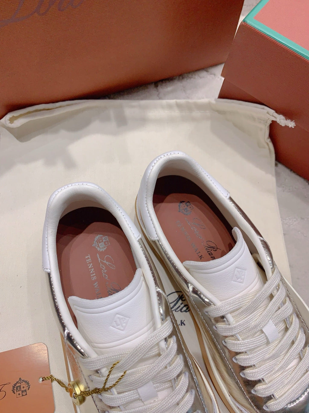 LP sneaker unisex style metallic silver sheepskin mix suede 382666