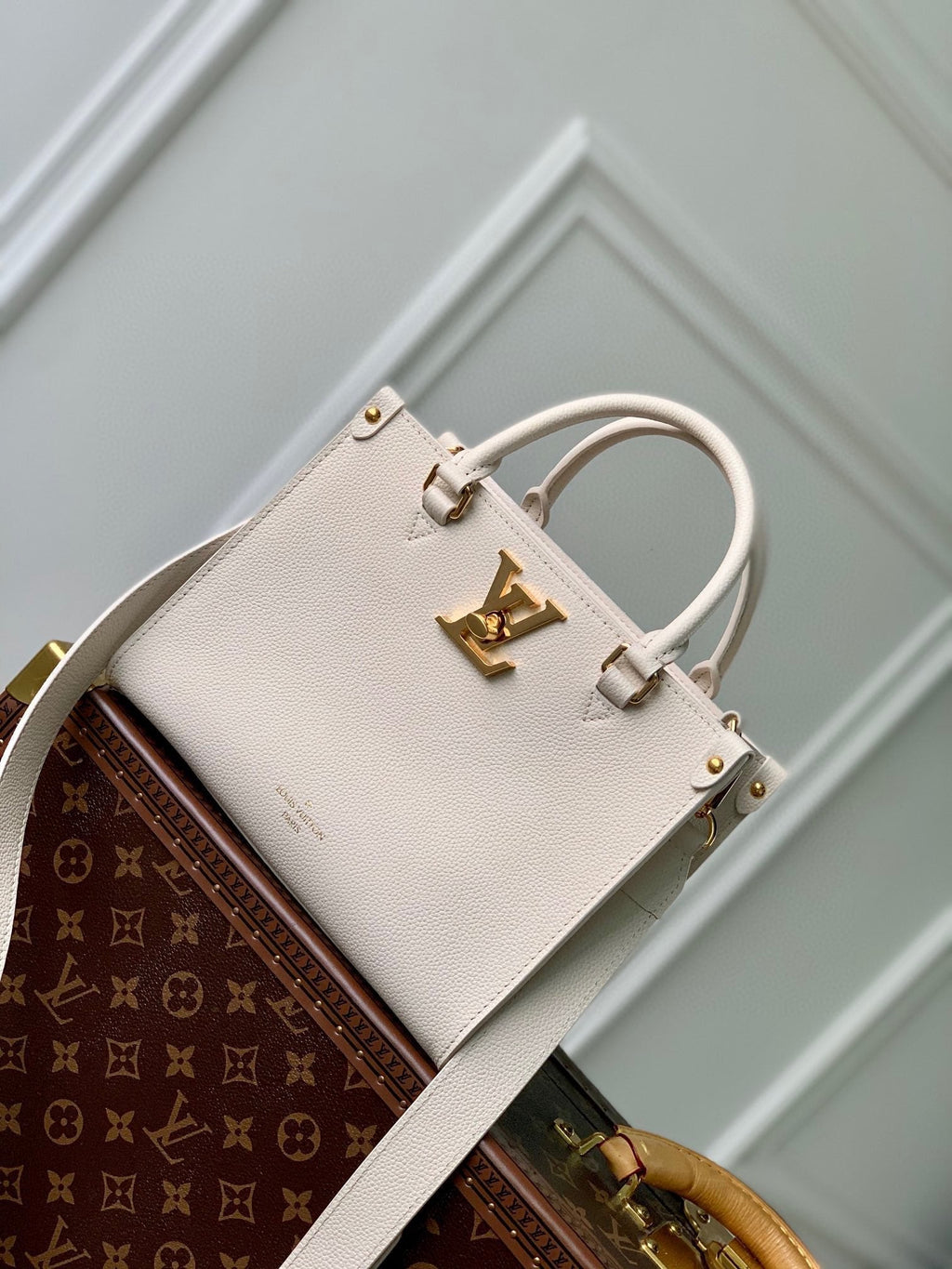 LV Lock&Go Bag White Gold Cowhide 240848