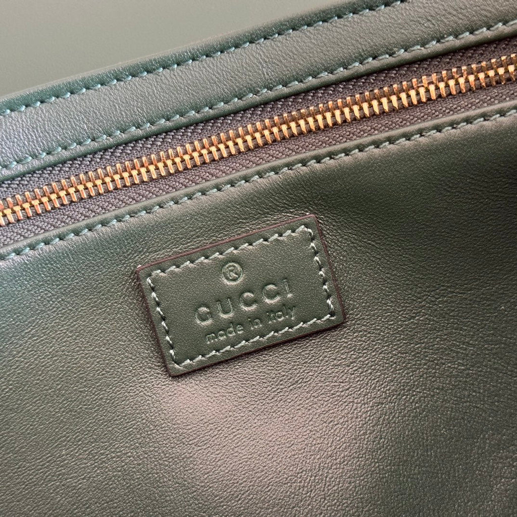 Gucci Siena Small Shoulder Bag Dark Green Leather 272118