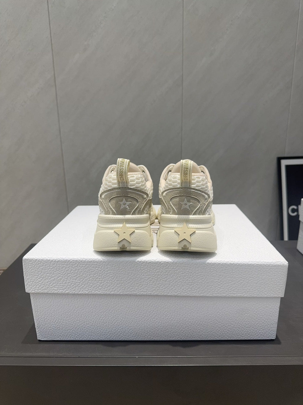 CD platform casual sneaker cream suede mesh 539675