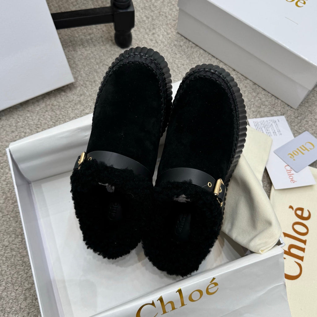 Chloe Nama Shearling-Lined Mule Black Suede 523135