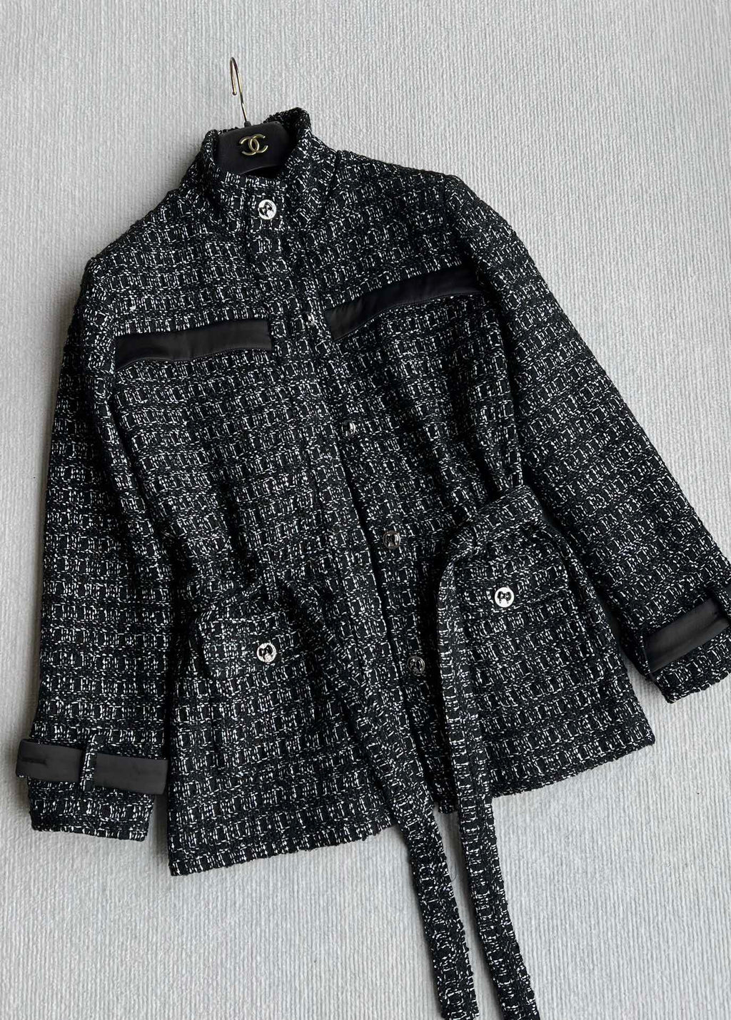 Chanel 2025 Belt Jacket Black Wool Cashmere 318587