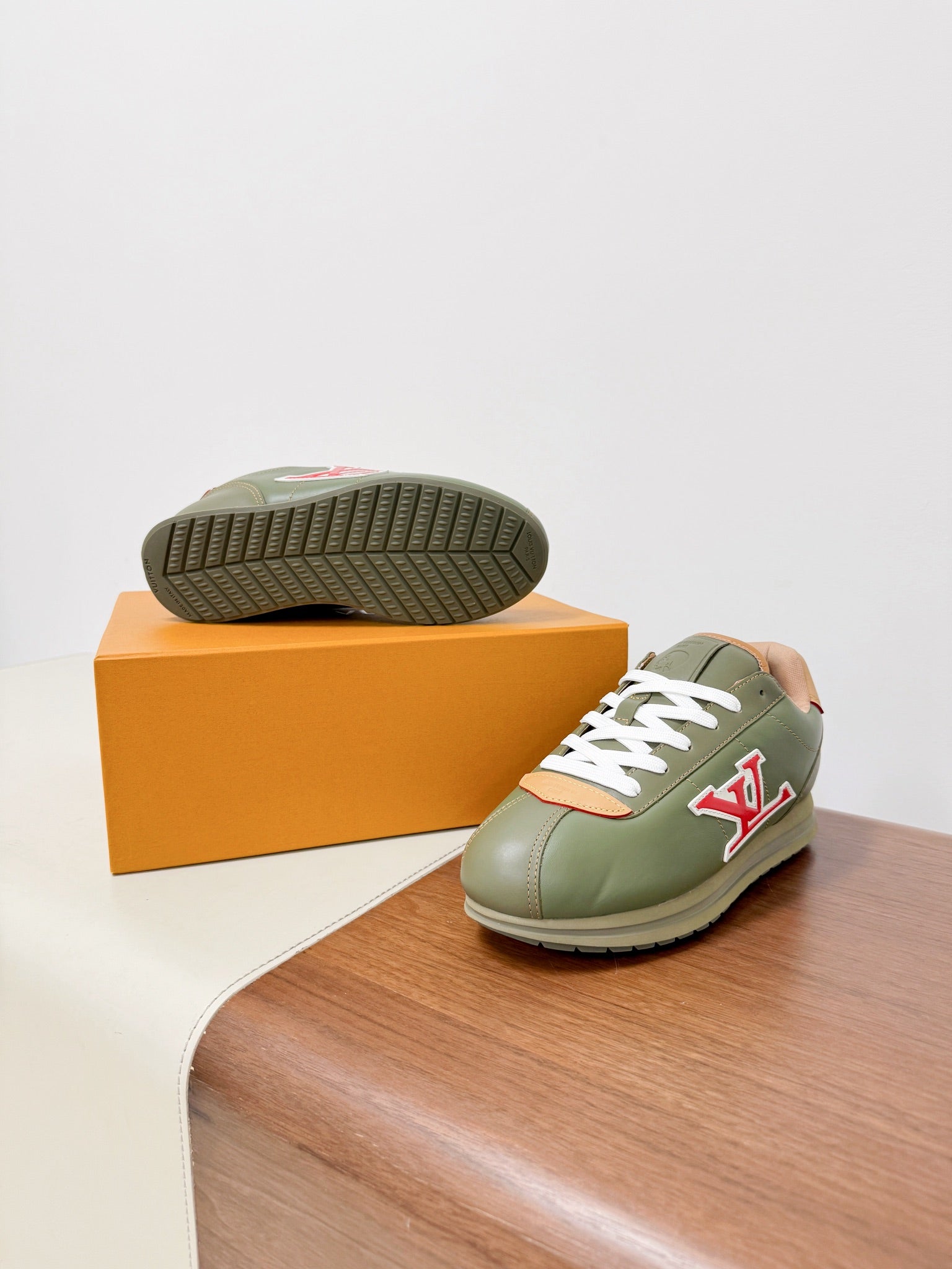 LV 25 Buttersoft Sneaker Green Cowhide 492880