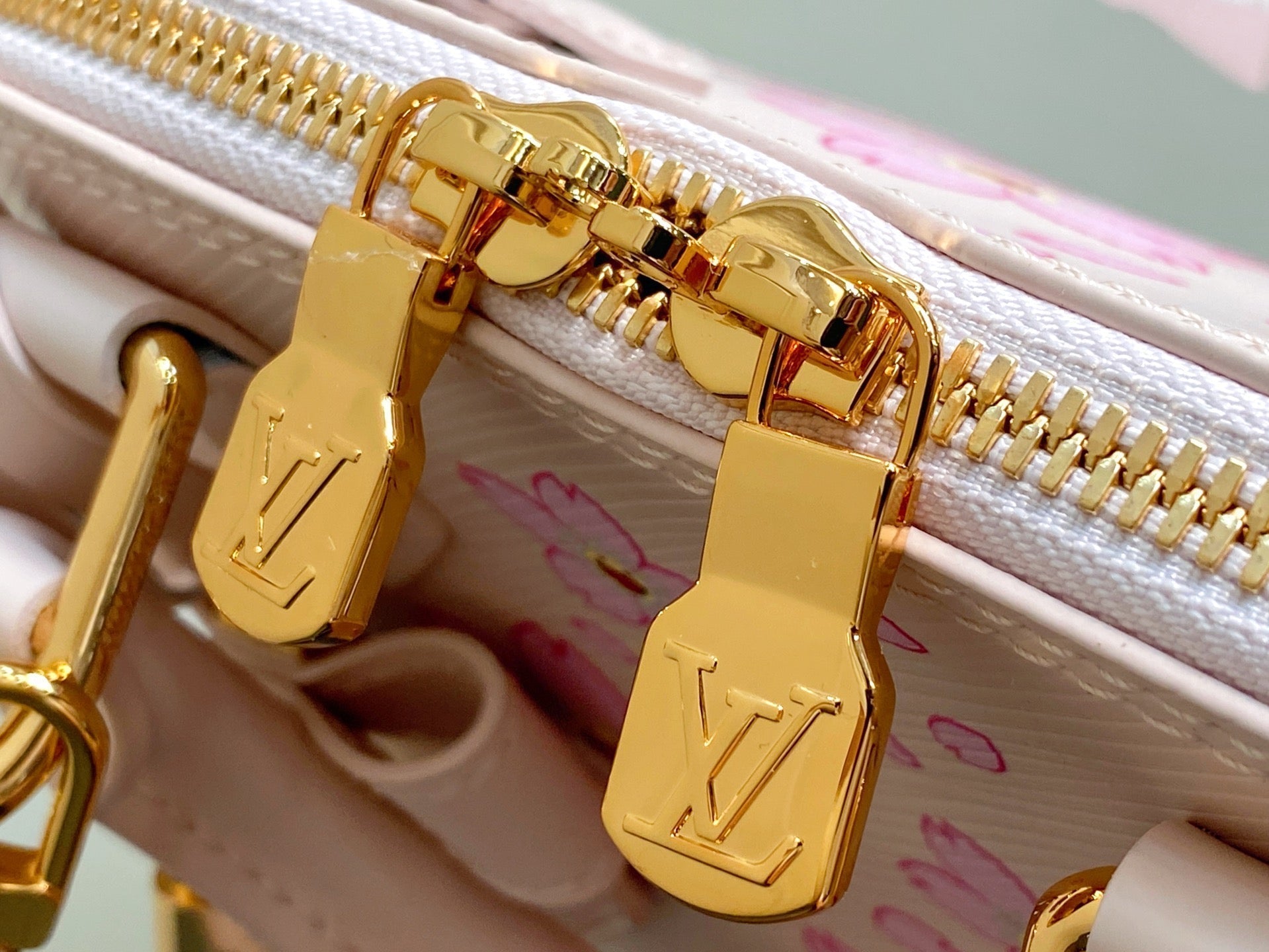 LV x TM Cherry Blossom Bag 23.5cm Pink Leather 334088